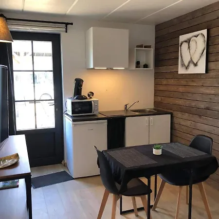 Le Petit De L'espace Bien Etre 4* Libin