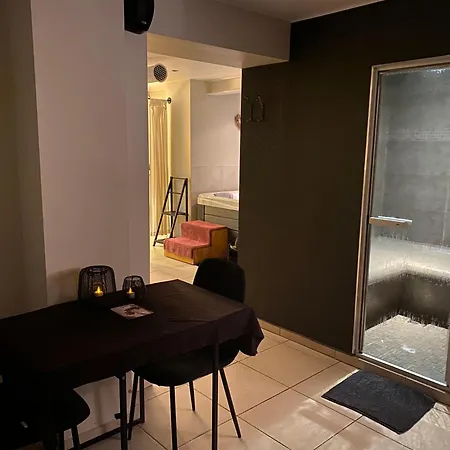 Pensión Le Petit De L'espace Bien Etre Libin